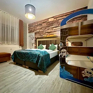 Kristalpark Guest house